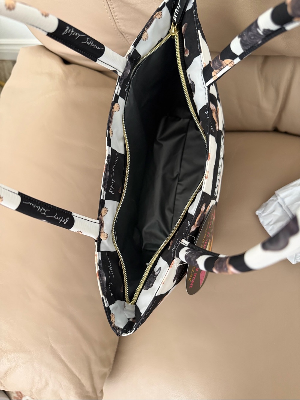 Betsey Johnson Black & White French Bulldog Print Insulated Tote - Picture 3 of 4